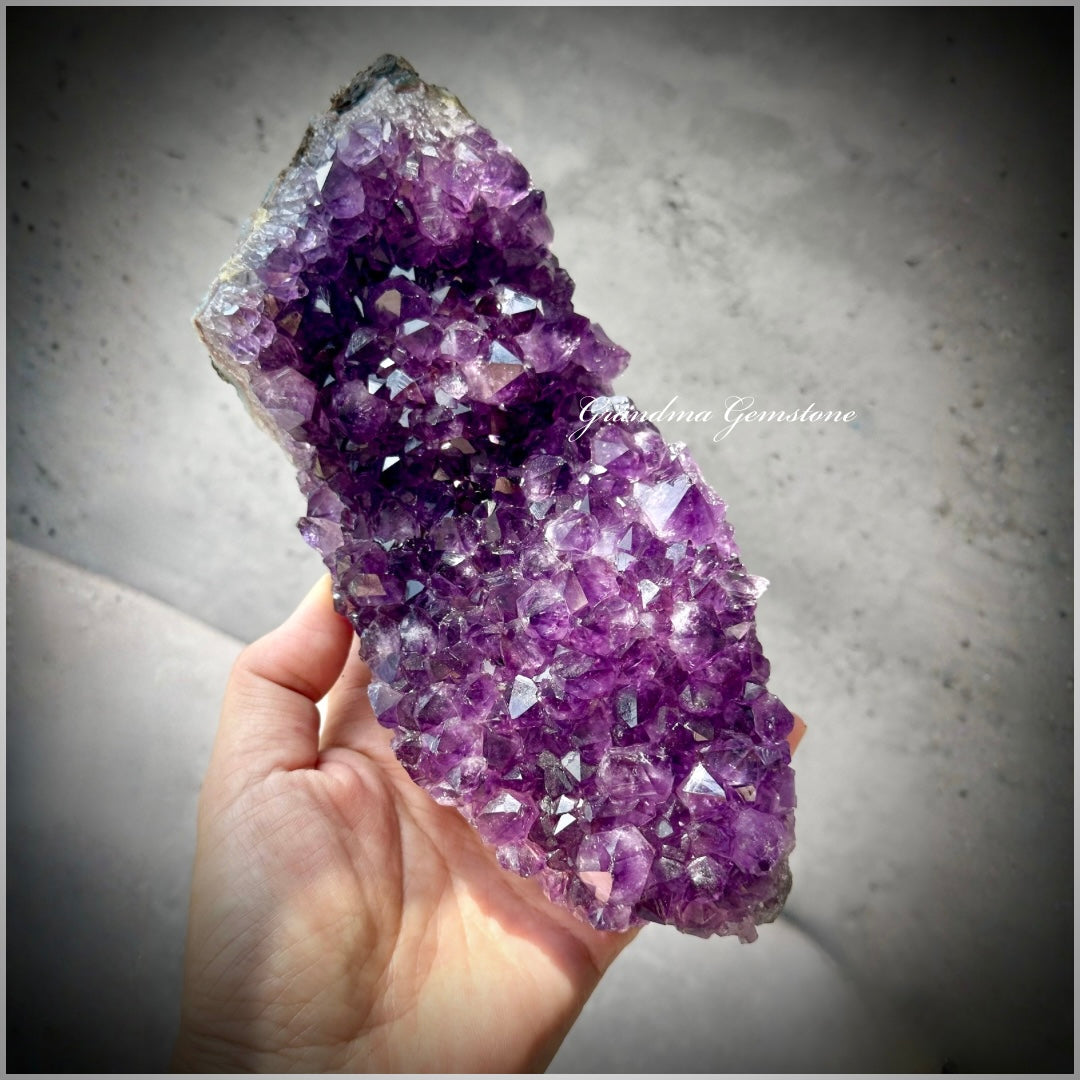 紫水晶簇原礦#038 Amethyst Cluster – Grandma Gemstone