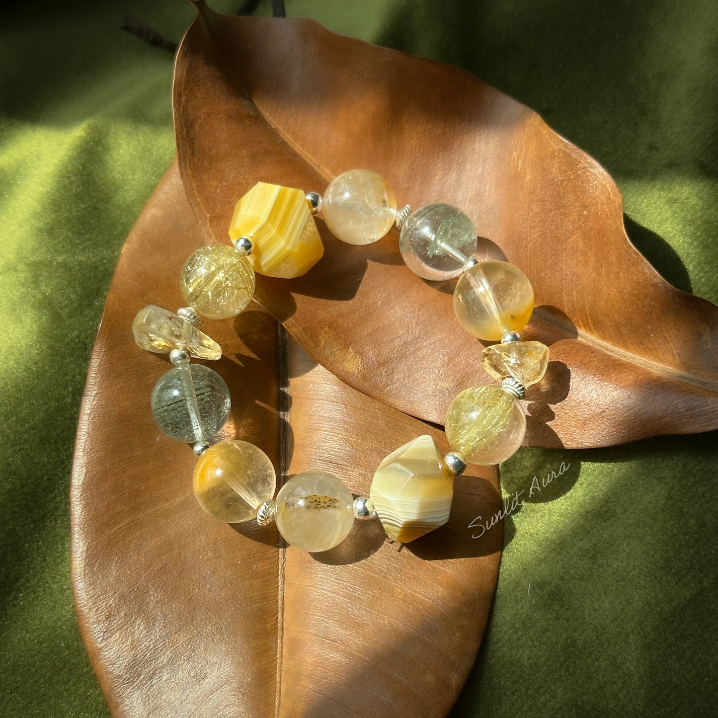 Sunlit Aura