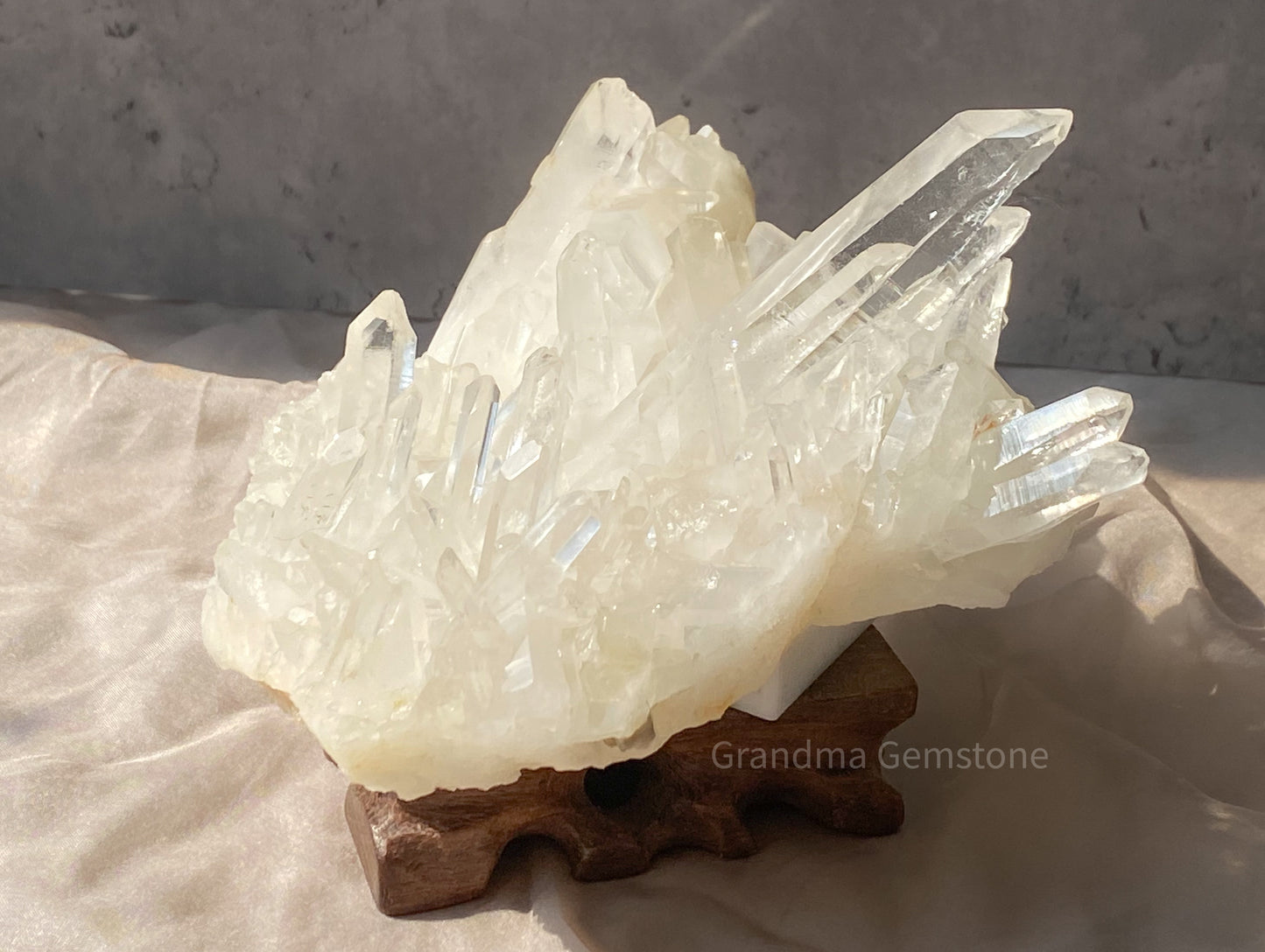 白水晶晶簇 Rock Crystal Cluster