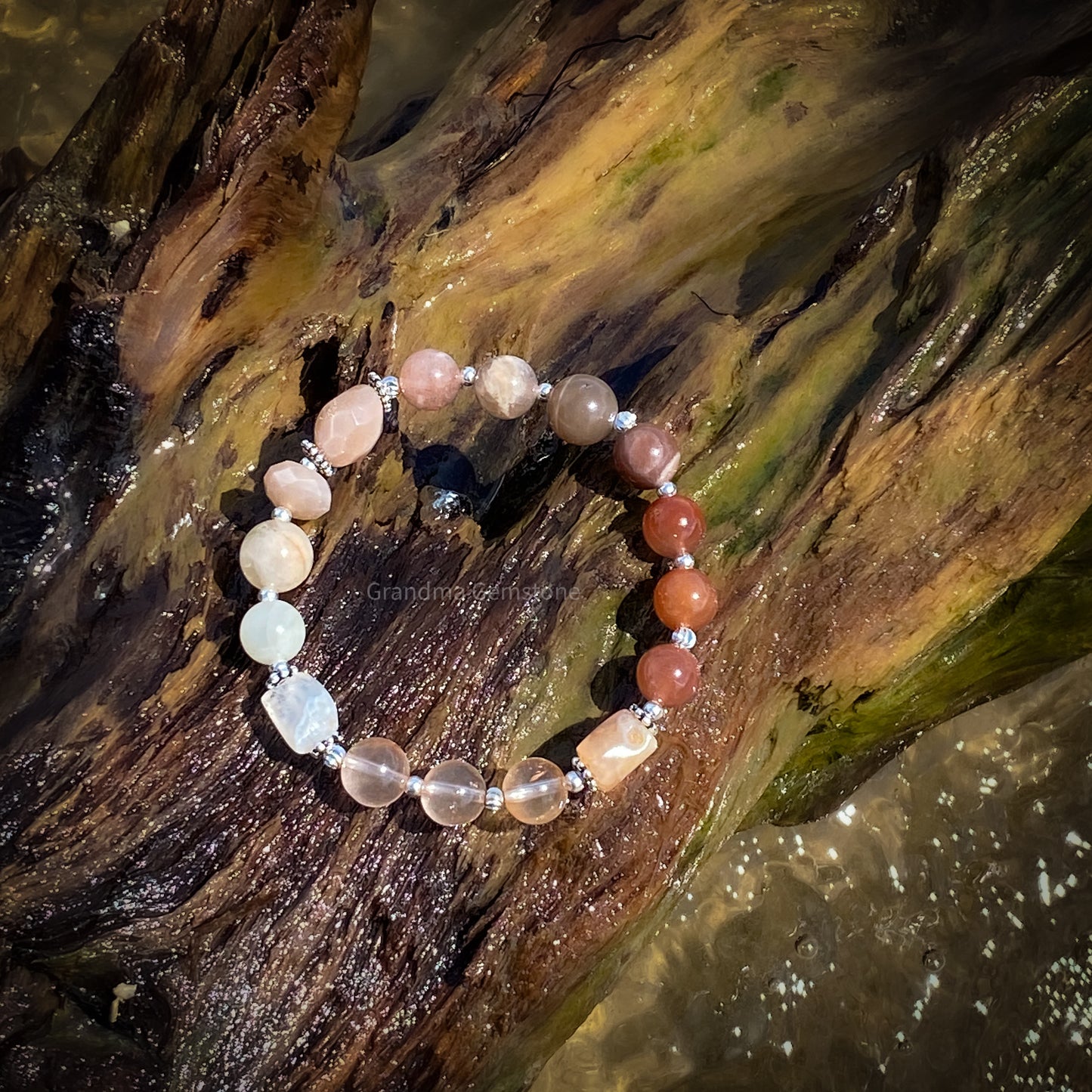 Bracelet.Moon Wonder