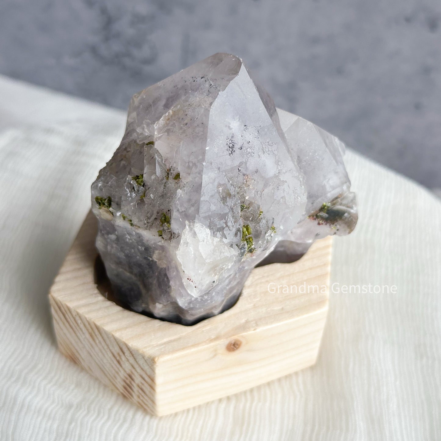 超七原礦水晶 Super 7 Cluster