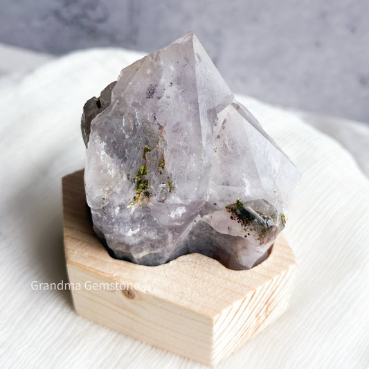 超七原礦水晶 Super 7 Cluster