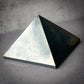 S23 Shungite Pyramid 次石墨金字塔(10cm)