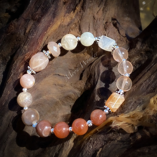 Bracelet.Moon Wonder.1