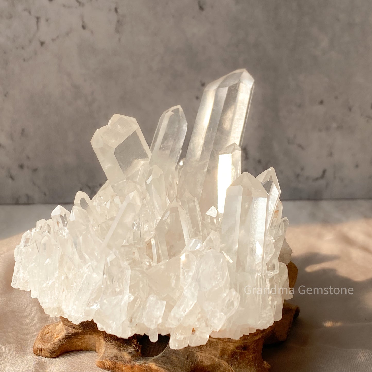 白水晶晶簇 Rock Crystal Cluster
