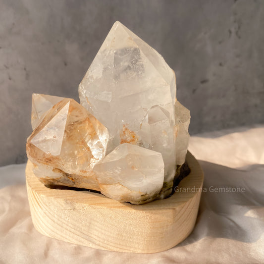 超七原礦水晶 Super 7 Cluster